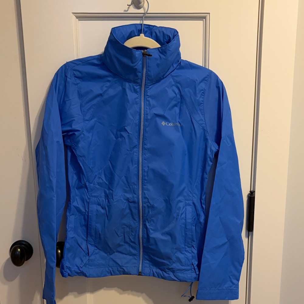 Columbia Blue Lightweight  Rain Jacket w/ Hood
Sz XS